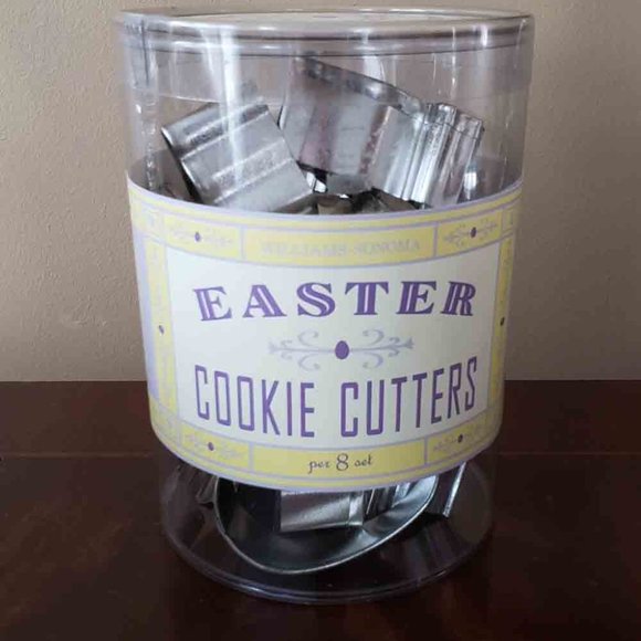 Williams Sonoma Easter Cookie Cutters 8 Pieces Set Metal NEW 2002 - Picture 1 of 1